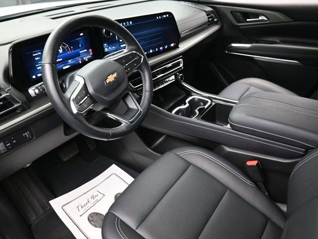 Used 2025 Chevrolet Traverse LT image 18