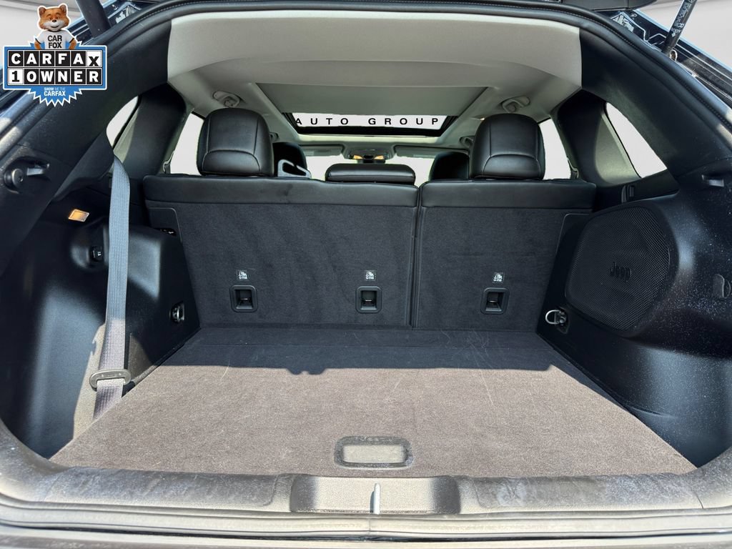 Certified 2022 Jeep Cherokee Limited AWD/4WD image 17