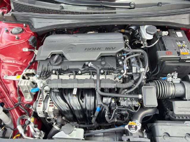 Certified 2026 Hyundai Elantra Sport FWD image 29