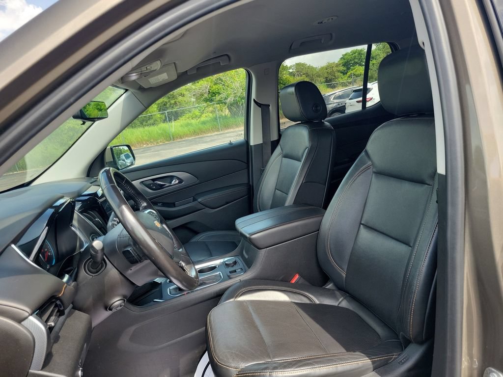 Used 2020 Chevrolet Traverse Premier w/ LPO, Floor Liner Package AWD/4WD image 5
