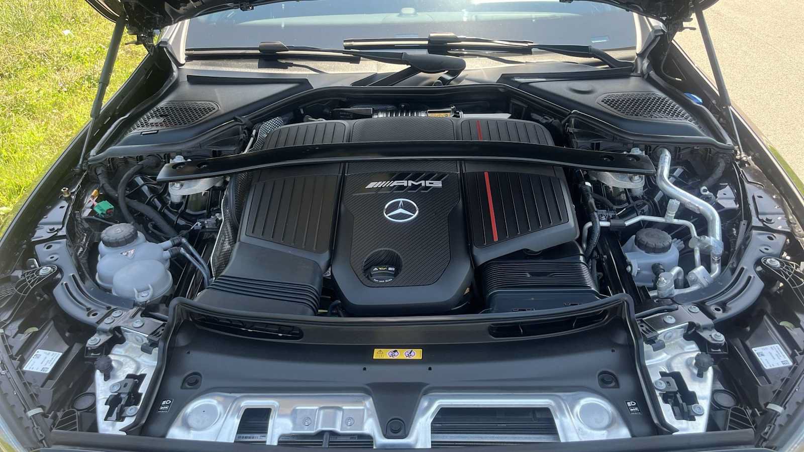 Certified 2025 Mercedes-Benz E 53 AMG e 4MATIC Sedan image 26