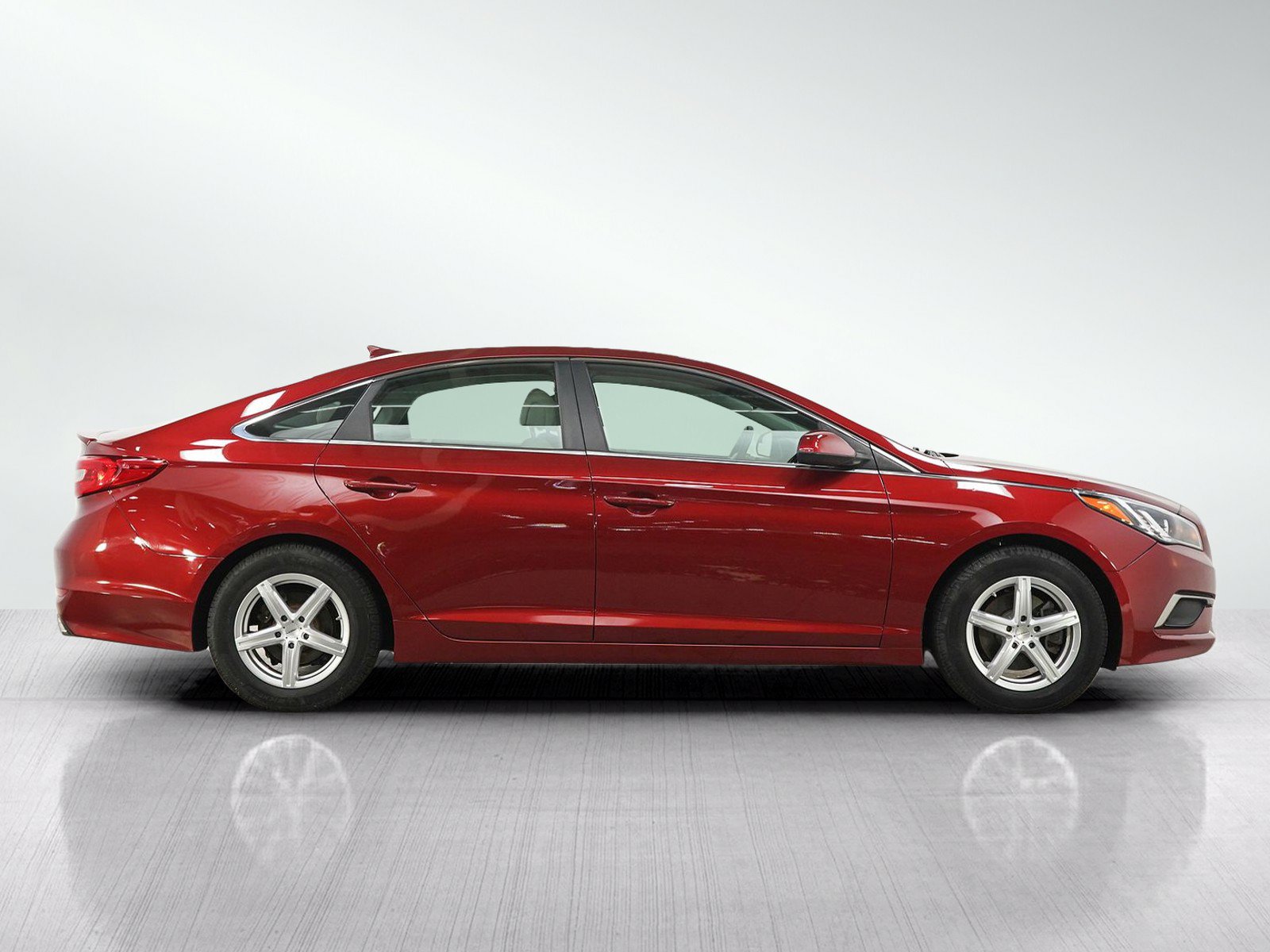 Used 2016 Hyundai Sonata SE FWD image 6