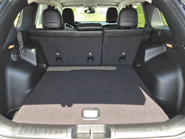 Used 2022 Jeep Cherokee Latitude Lux AWD/4WD image 11