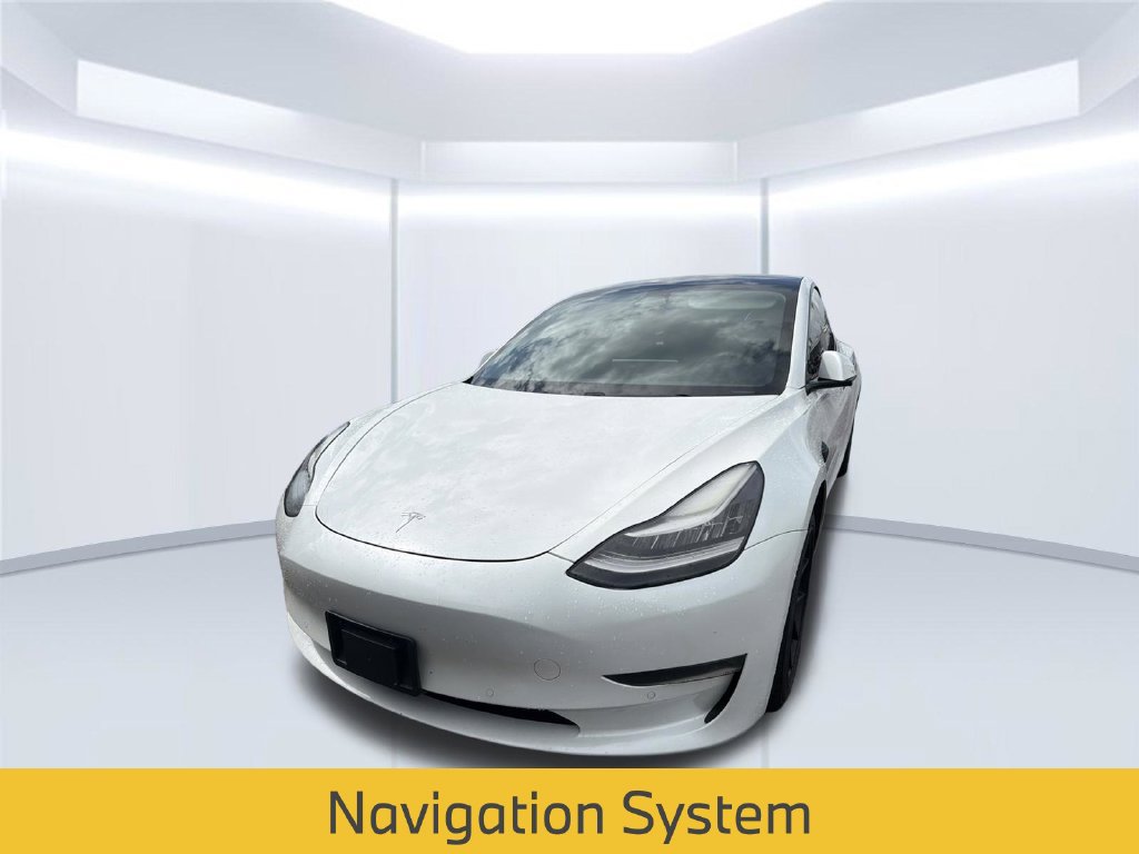 Used 2021 Tesla Model 3 Standard Range Plus RWD image 2