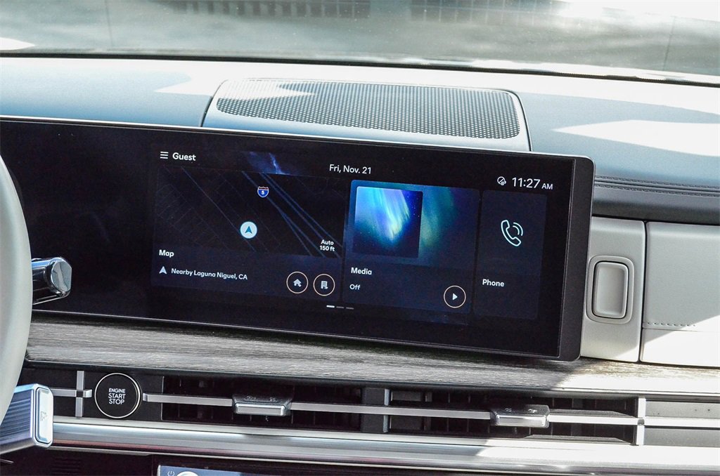 Used 2024 Hyundai Santa Fe Limited image 12