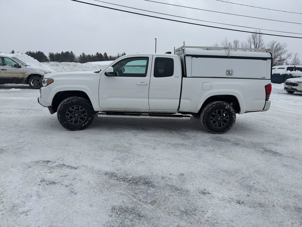 Used 2022 Toyota Tacoma SR5 image 4