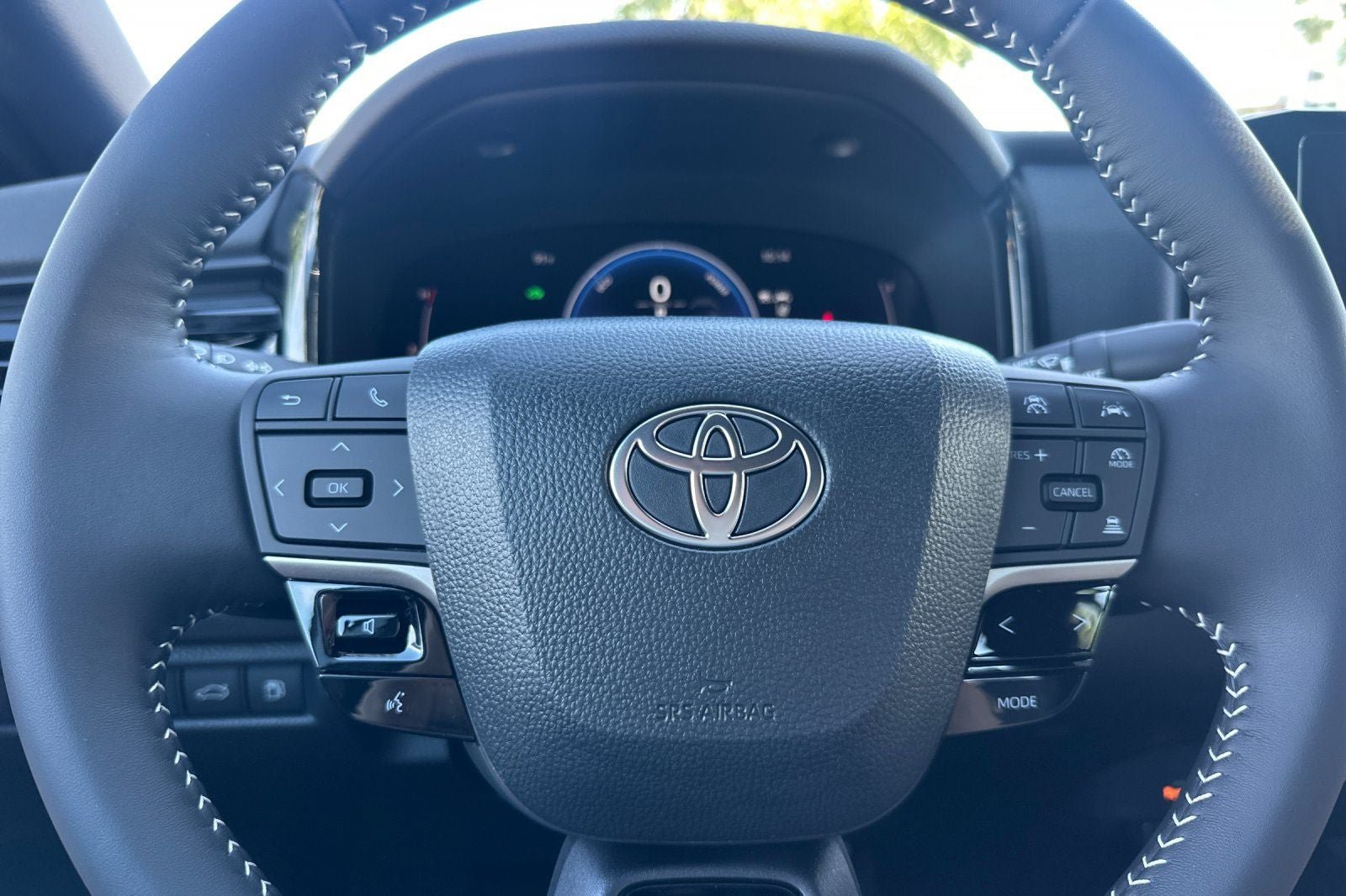 New 2026 Toyota Camry SE w/ Convenience Package AWD/4WD image 24