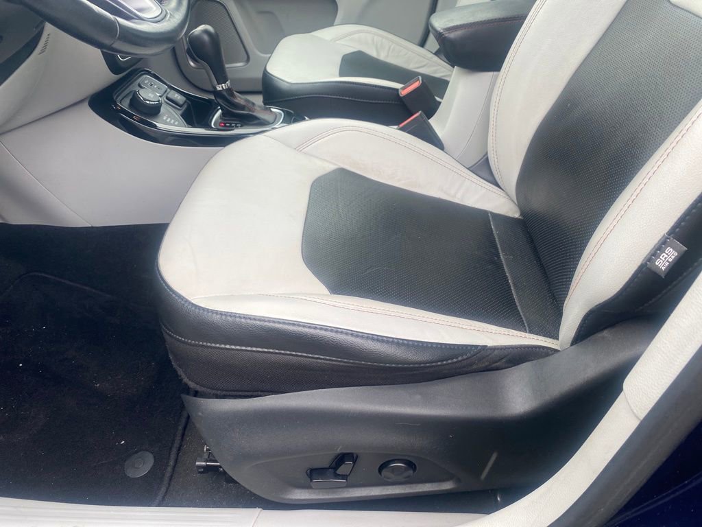 Used 2020 Jeep Compass Limited image 18