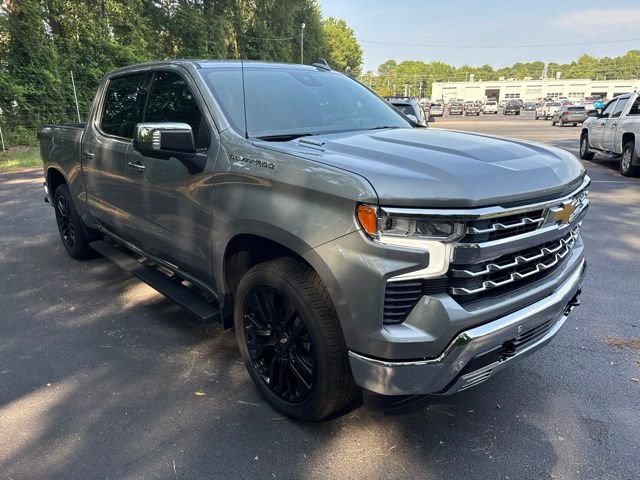 Used 2026 Chevrolet Silverado 1500 LTZ AWD/4WD image 7