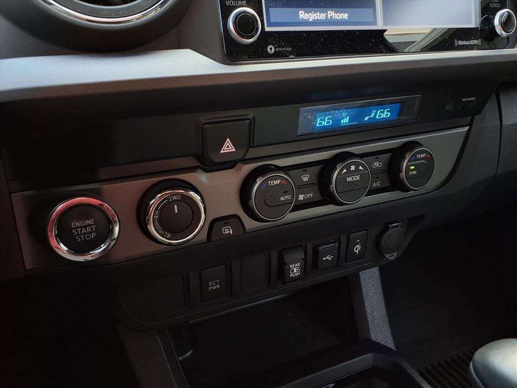 Certified 2023 Toyota Tacoma TRD Off-Road image 10