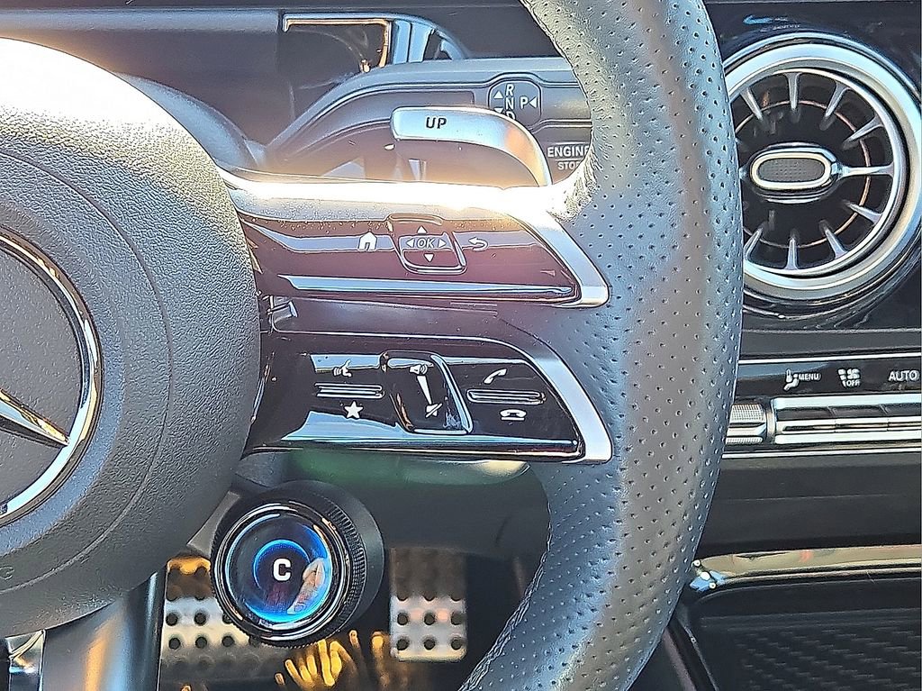 Used 2025 Mercedes-Benz GLA 35 AMG 4MATIC image 20