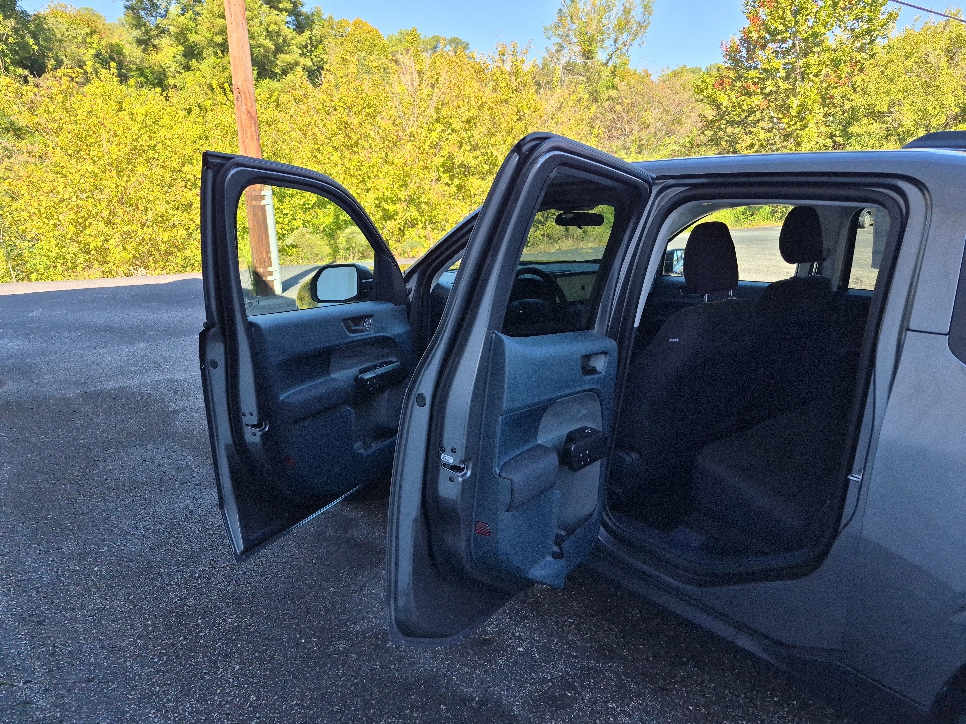 New 2025 Ford Maverick XL image 13