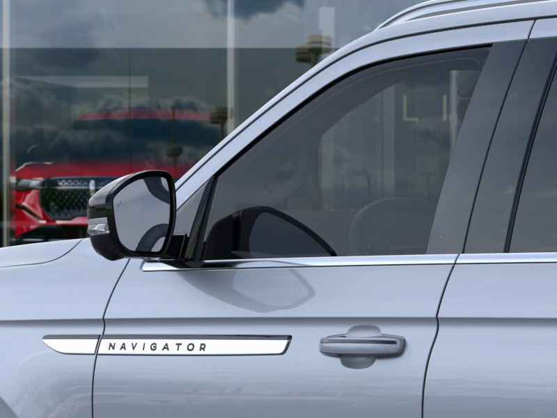 New 2026 Lincoln Navigator Reserve AWD/4WD image 43