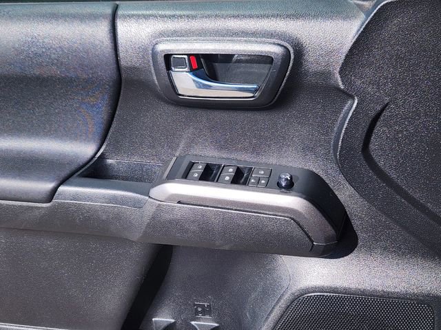 Used 2022 Toyota Tacoma TRD Sport w/ Technology Package AWD/4WD image 12