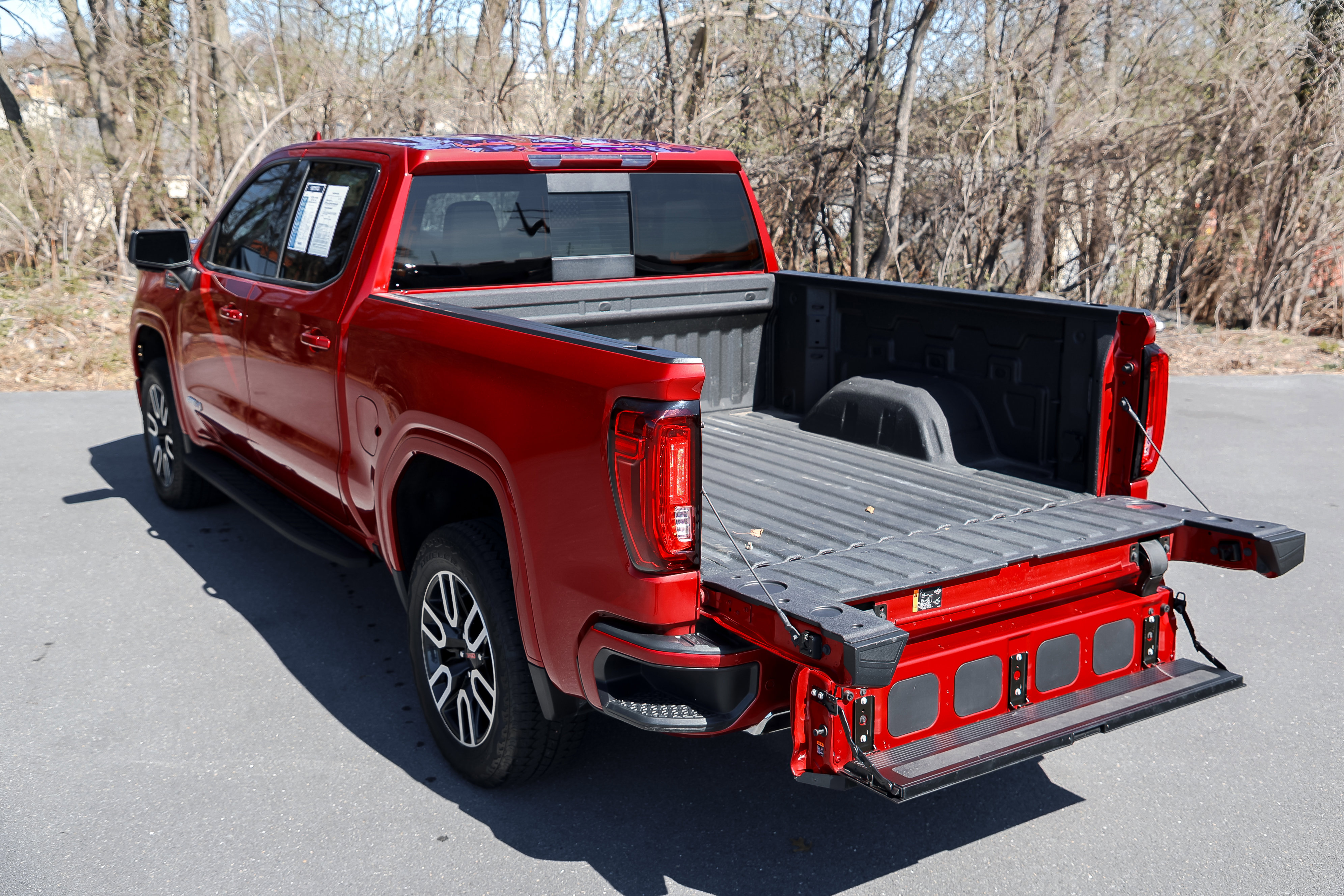 Certified 2024 GMC Sierra 1500 AT4 w/ AT4 Premium Package image 9