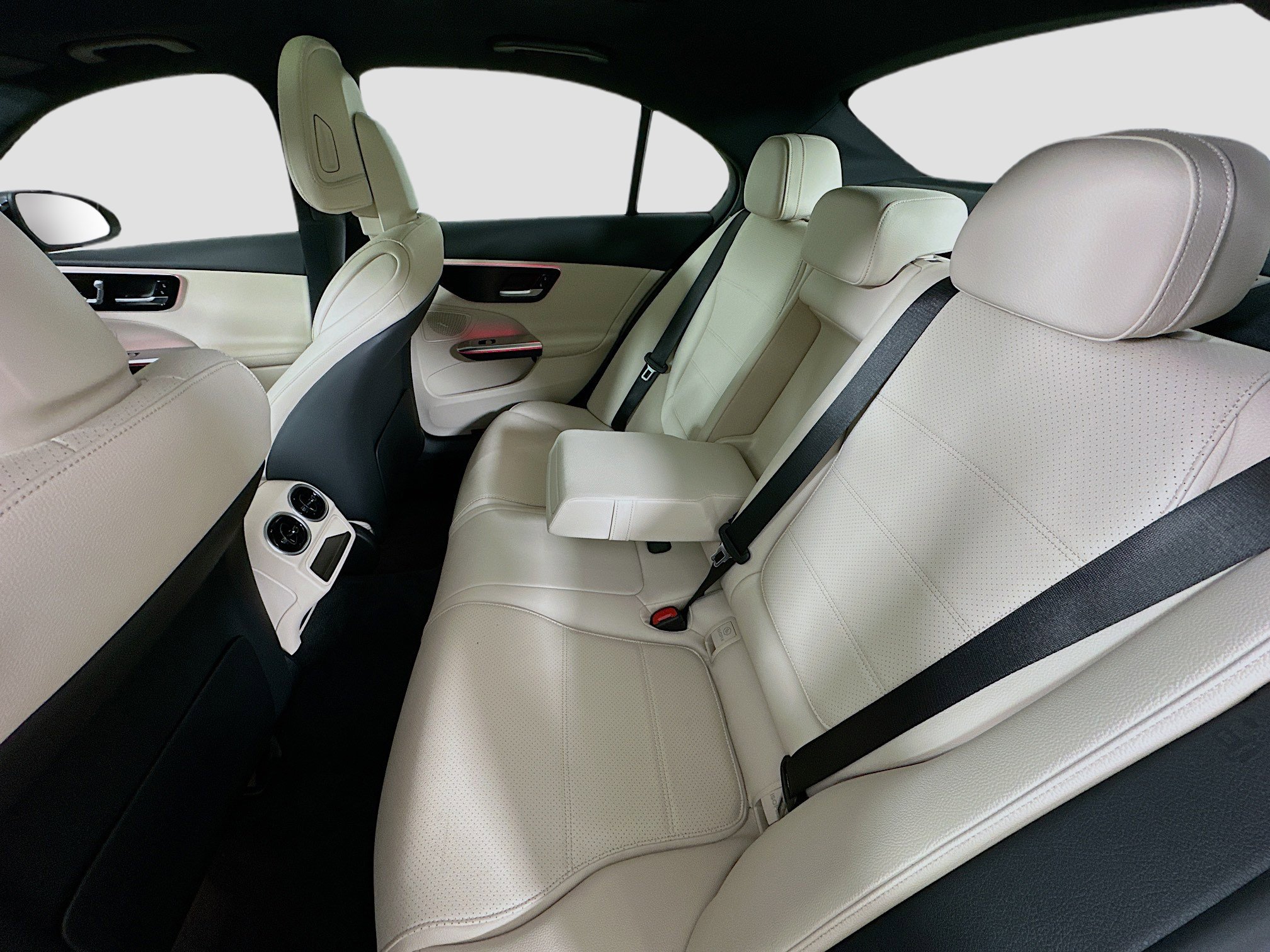 Certified 2023 Mercedes-Benz C 300 4MATIC Sedan image 31