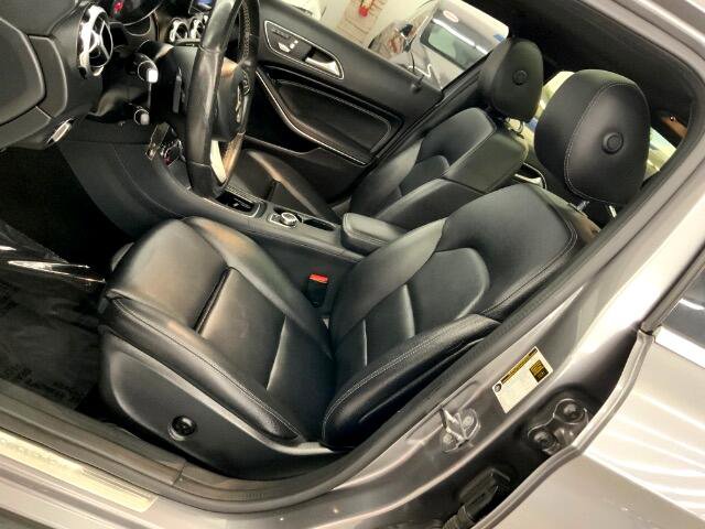 Used 2018 Mercedes-Benz GLA 250 4MATIC image 12