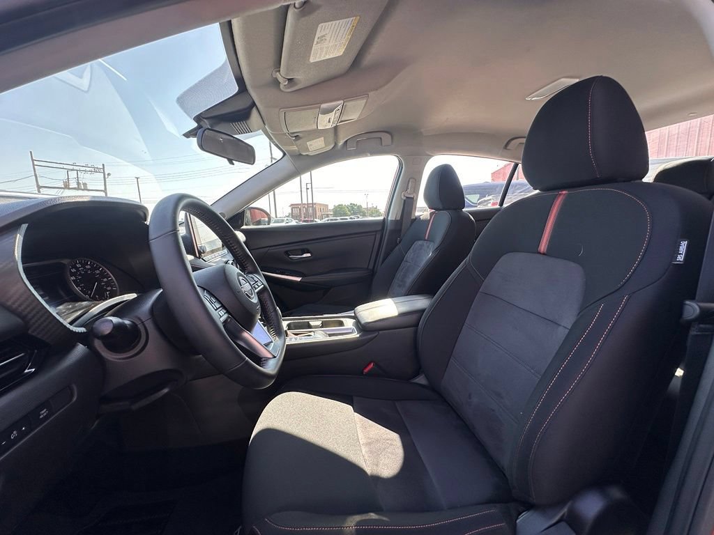 Certified 2024 Nissan Sentra SR FWD image 12
