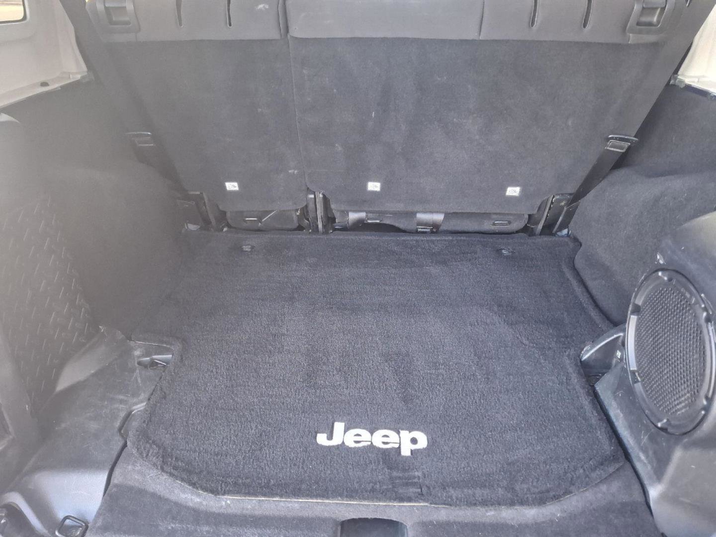 Used 2013 Jeep Wrangler Unlimited Sport image 14