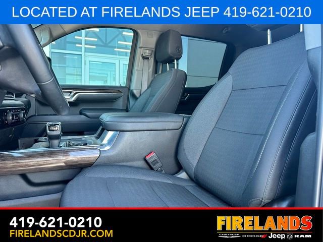 Used 2024 Chevrolet Silverado 1500 RST w/ Z71 Off-Road Package AWD/4WD image 15