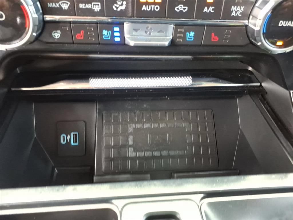 Used 2022 Ford F150 Lariat w/ Equipment Group 502A High AWD/4WD image 10