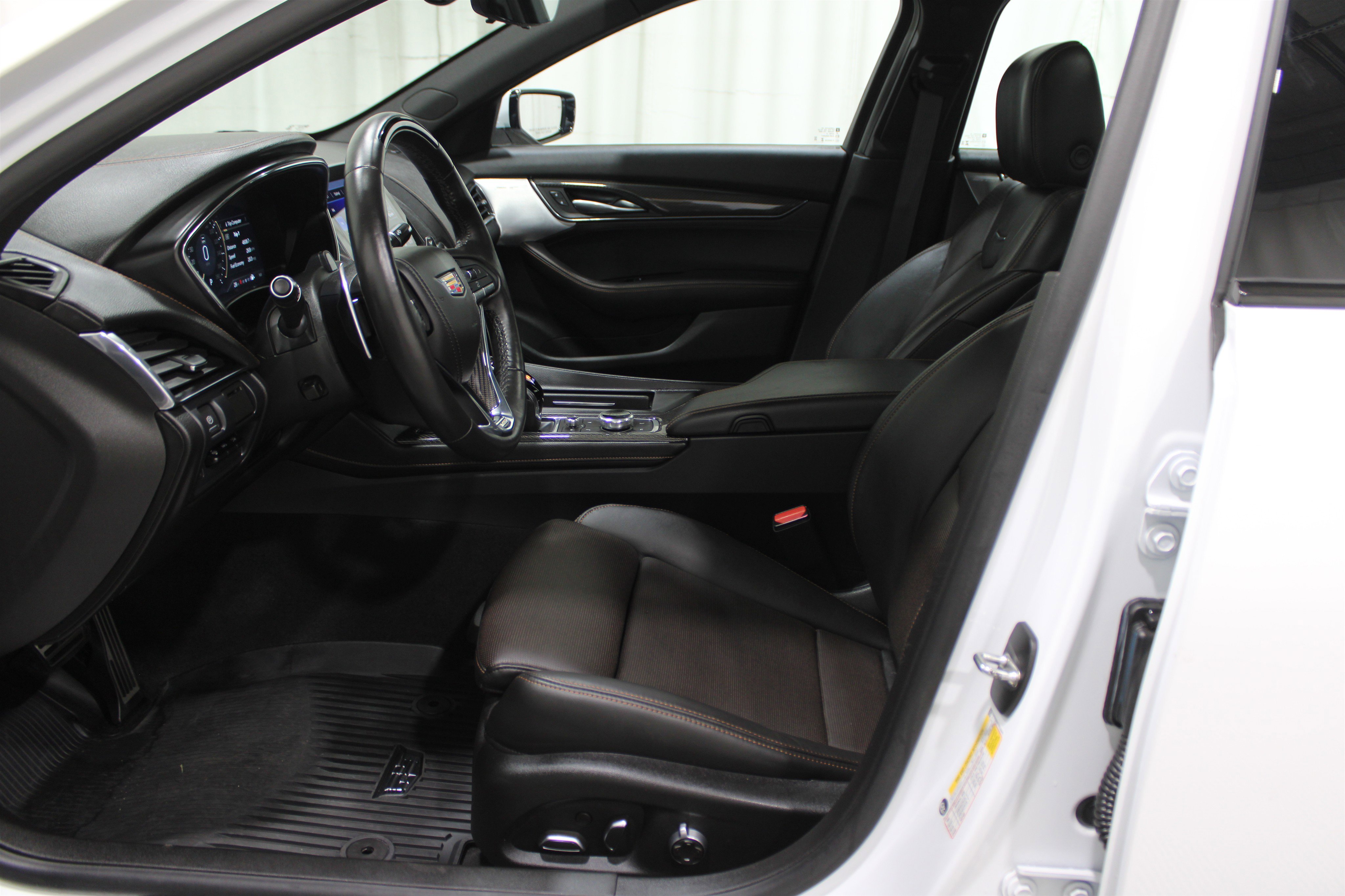 Certified 2024 Cadillac CT5 V w/ Super Cruise 2 Package image 3