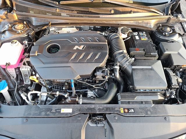 Used 2025 Hyundai Elantra N image 28
