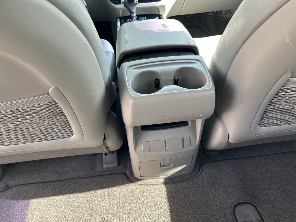 Used 2016 Kia Sedona LX w/ Option Group 020 image 28