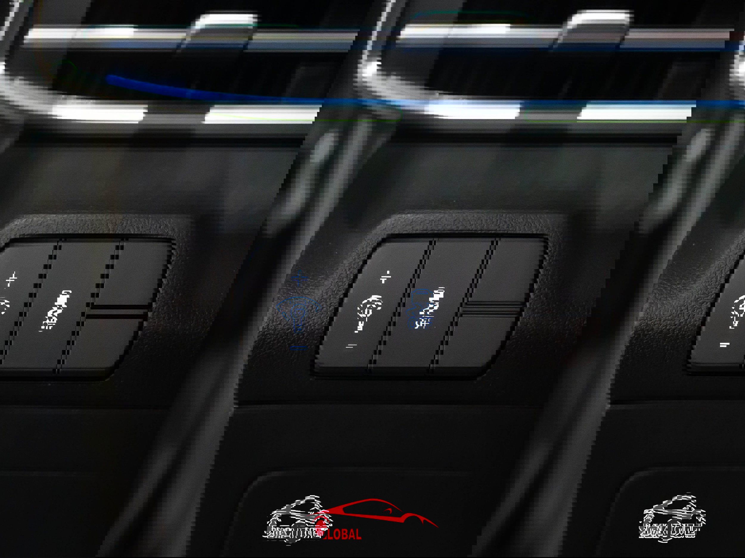 Used 2025 Hyundai Elantra SEL image 35