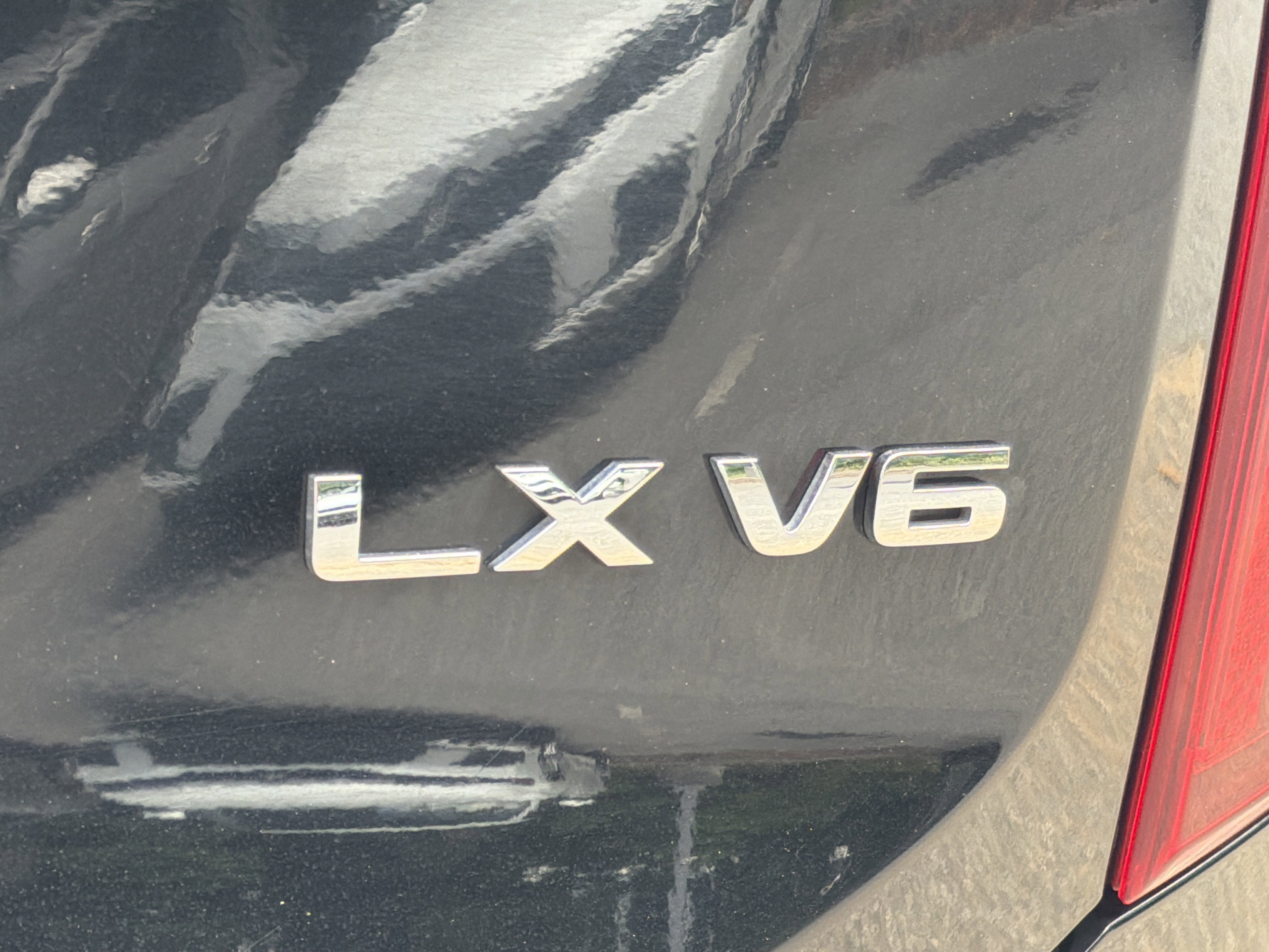 Used 2020 Kia Telluride LX FWD image 24