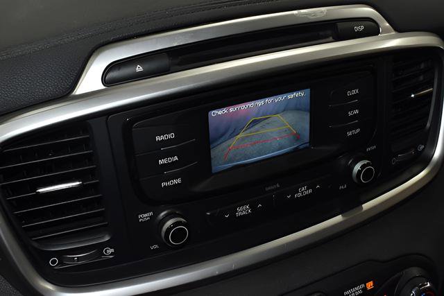 Used 2018 Kia Sorento LX AWD/4WD image 30