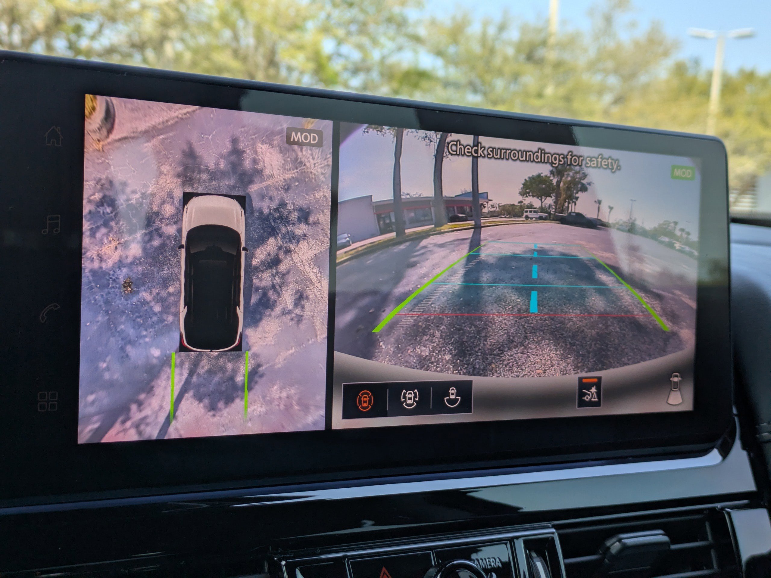 New 2026 Nissan Pathfinder Platinum FWD image 25