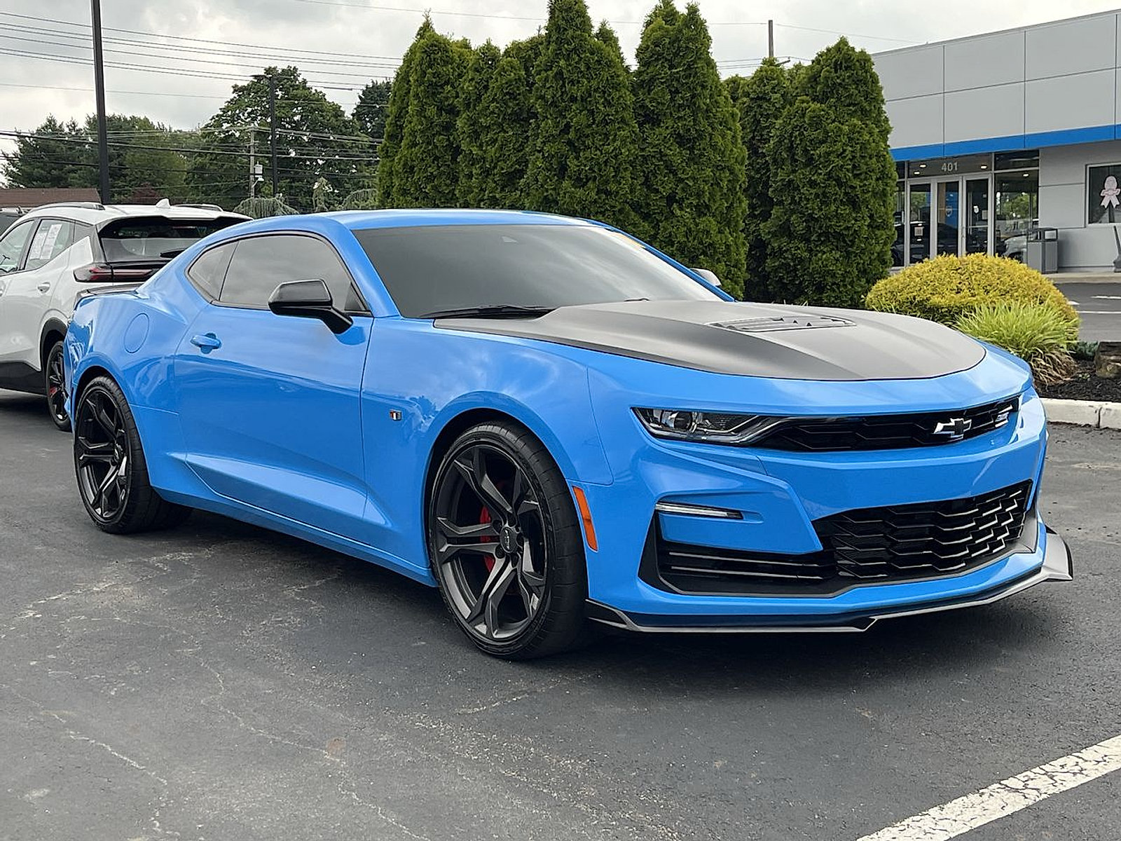 Used 2022 Chevrolet Camaro SS RWD image 2
