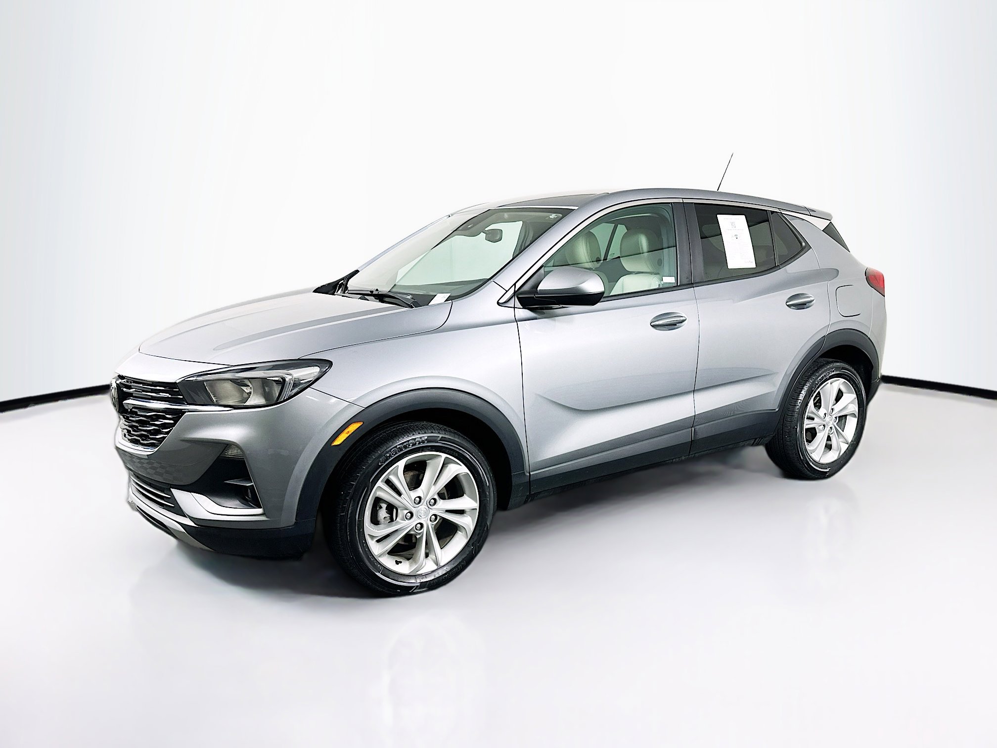 Used 2023 Buick Encore GX Preferred w/ Cold Weather Comfort Package FWD image 3