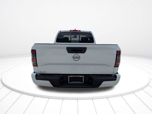 Used 2025 Nissan Frontier SV RWD image 5