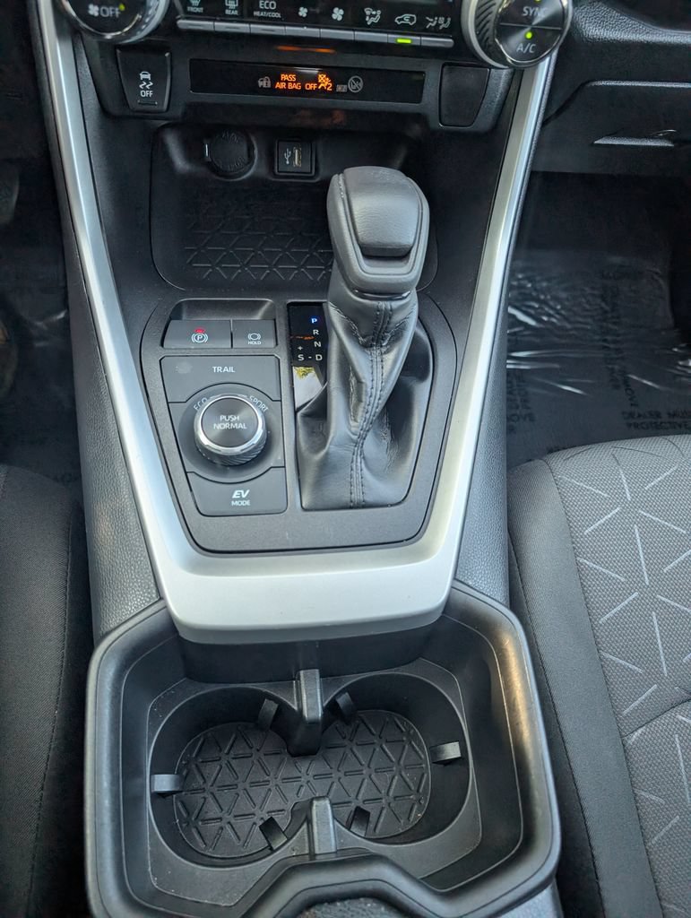 Used 2023 Toyota RAV4 XLE w/ Convenience Package AWD/4WD image 27