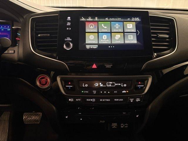 Used 2022 Honda Pilot Touring image 16