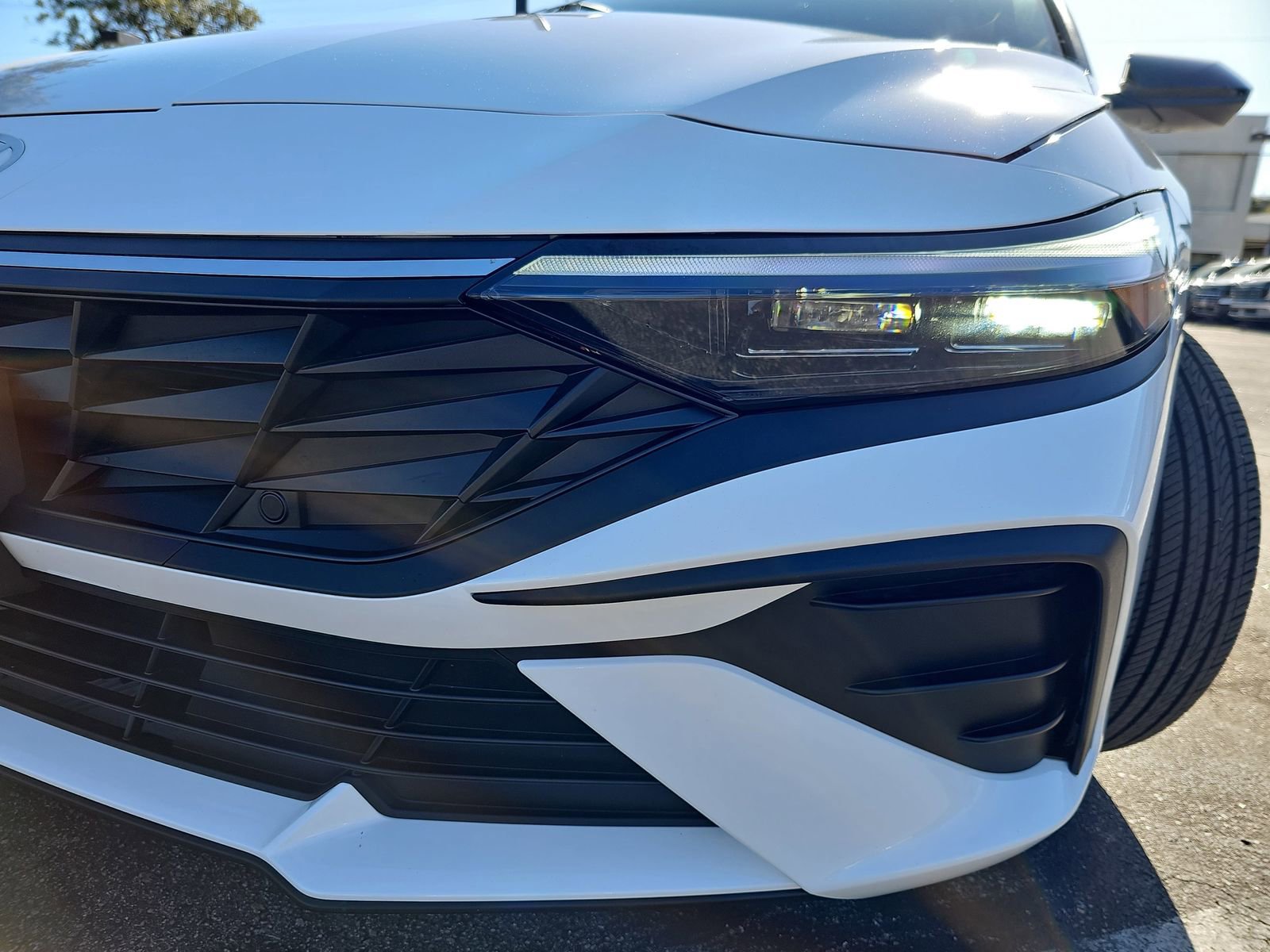 Certified 2025 Hyundai Elantra Sport image 35