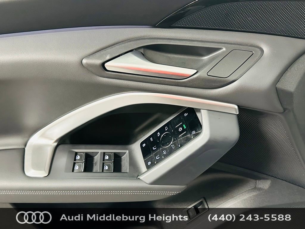 Certified 2025 Audi Q5 Premium w/ Convenience Package image 24