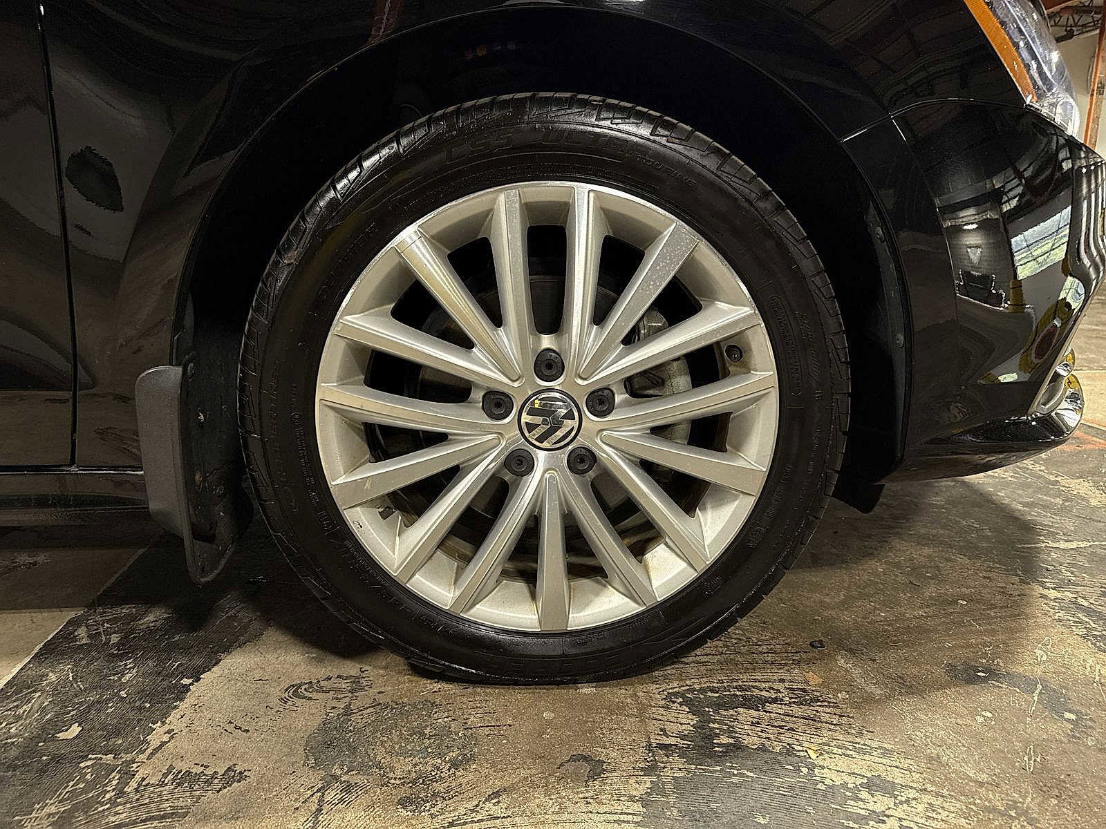 Used 2016 Volkswagen Jetta SEL w/ Lighting Package image 10