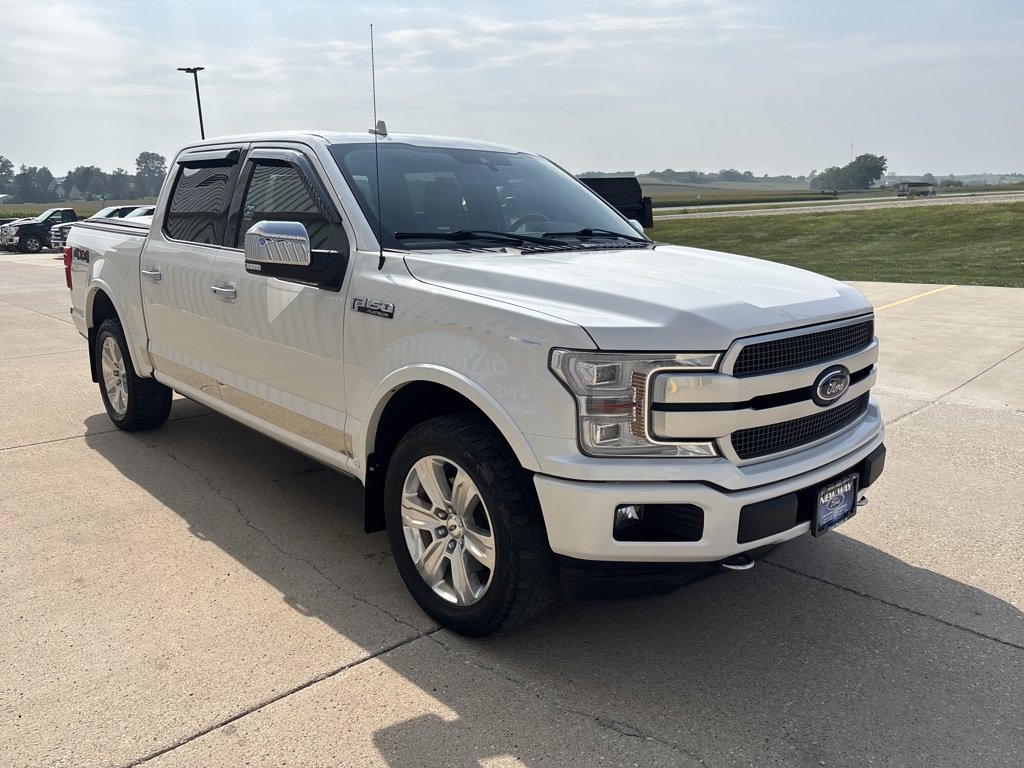 Used 2018 Ford F150 Platinum w/ Equipment Group 701A Luxury image 3