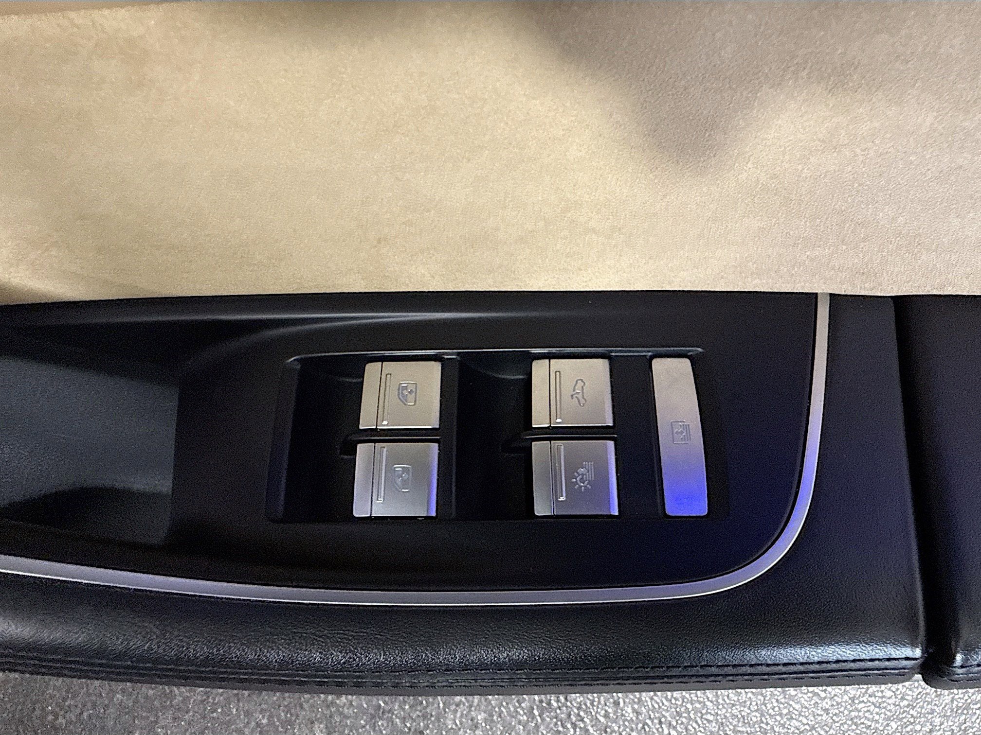 Used 2019 Audi A8 L 3.0T w/ Luxury Package image 31