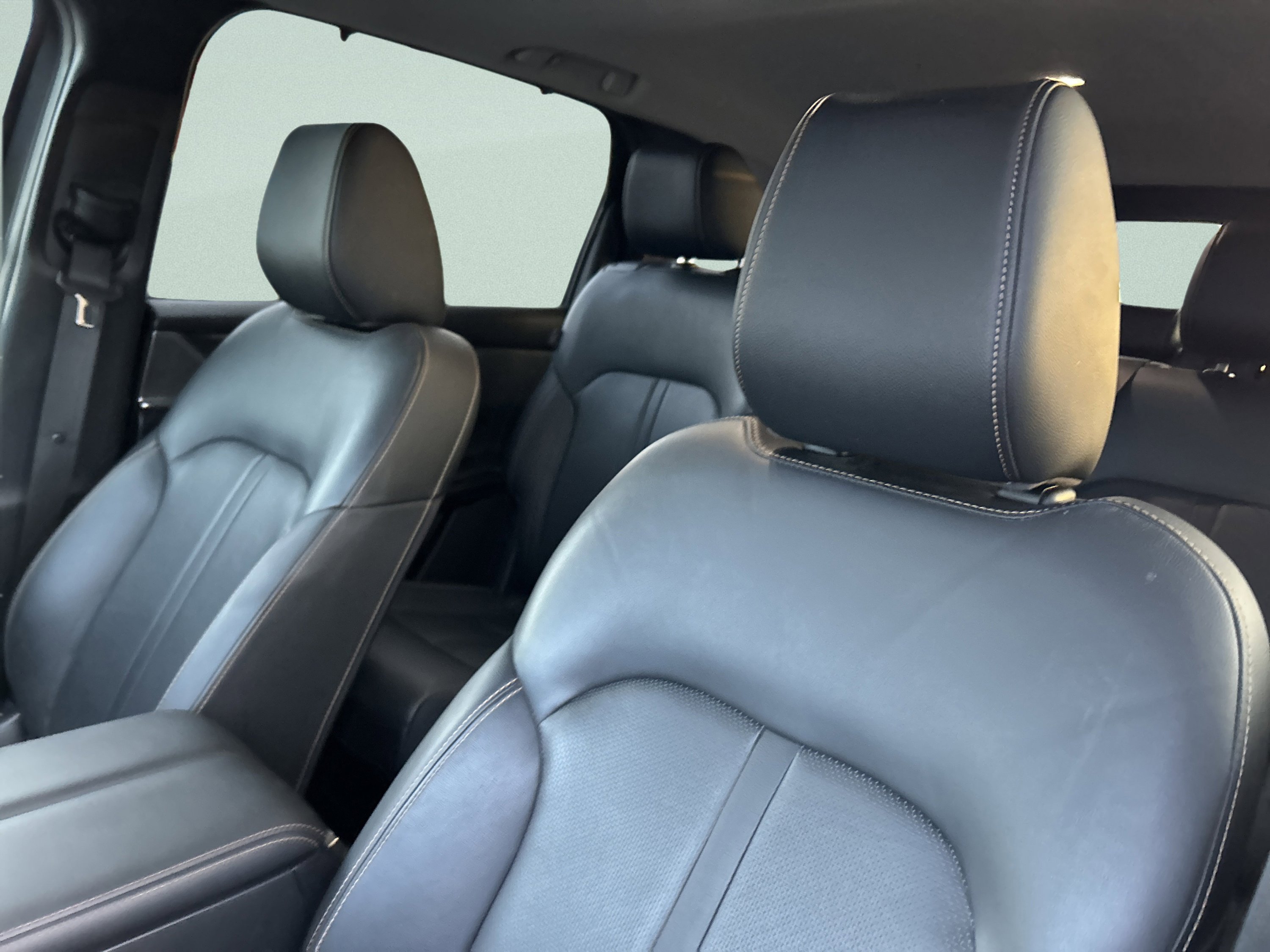 Used 2024 MAZDA CX-90 3.3 Turbo w/ Preferred Plus image 12