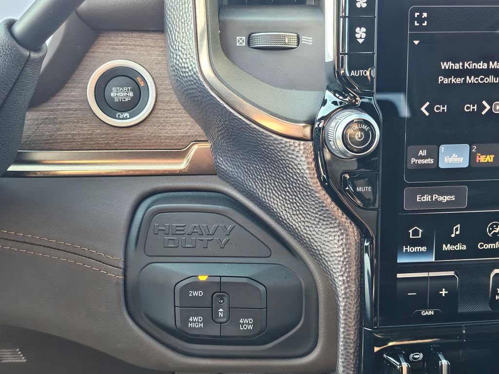 Used 2025 RAM 3500 Longhorn image 23