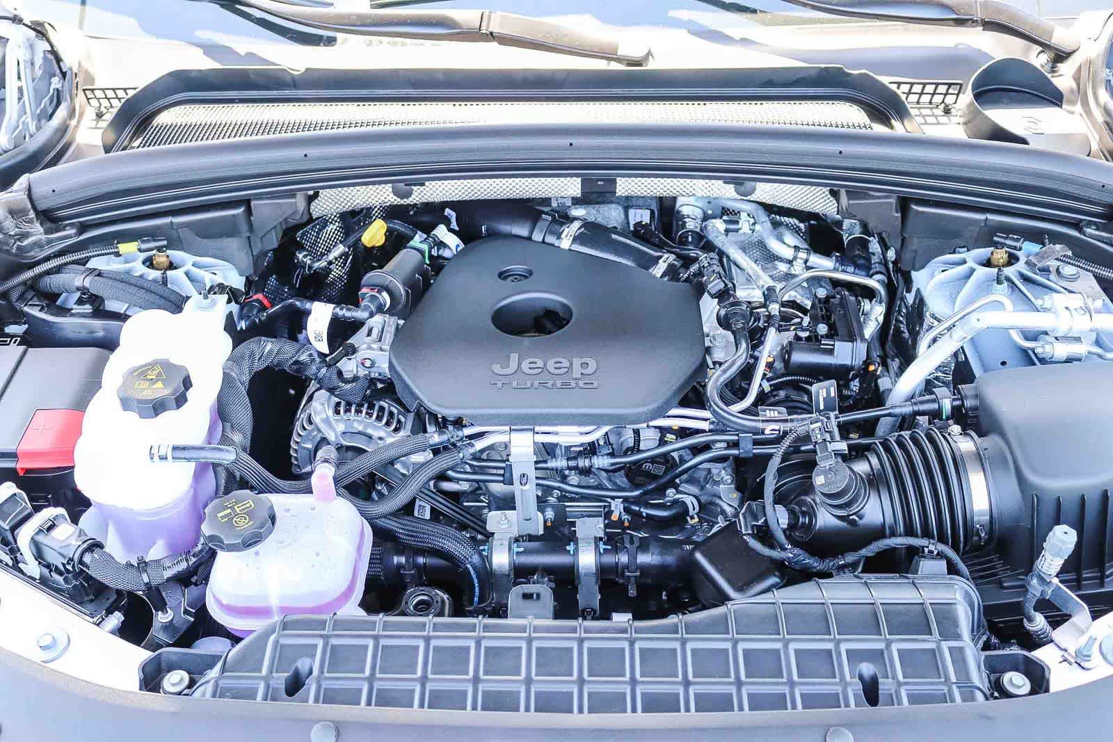 New 2026 Jeep Grand Cherokee Summit AWD/4WD image 13