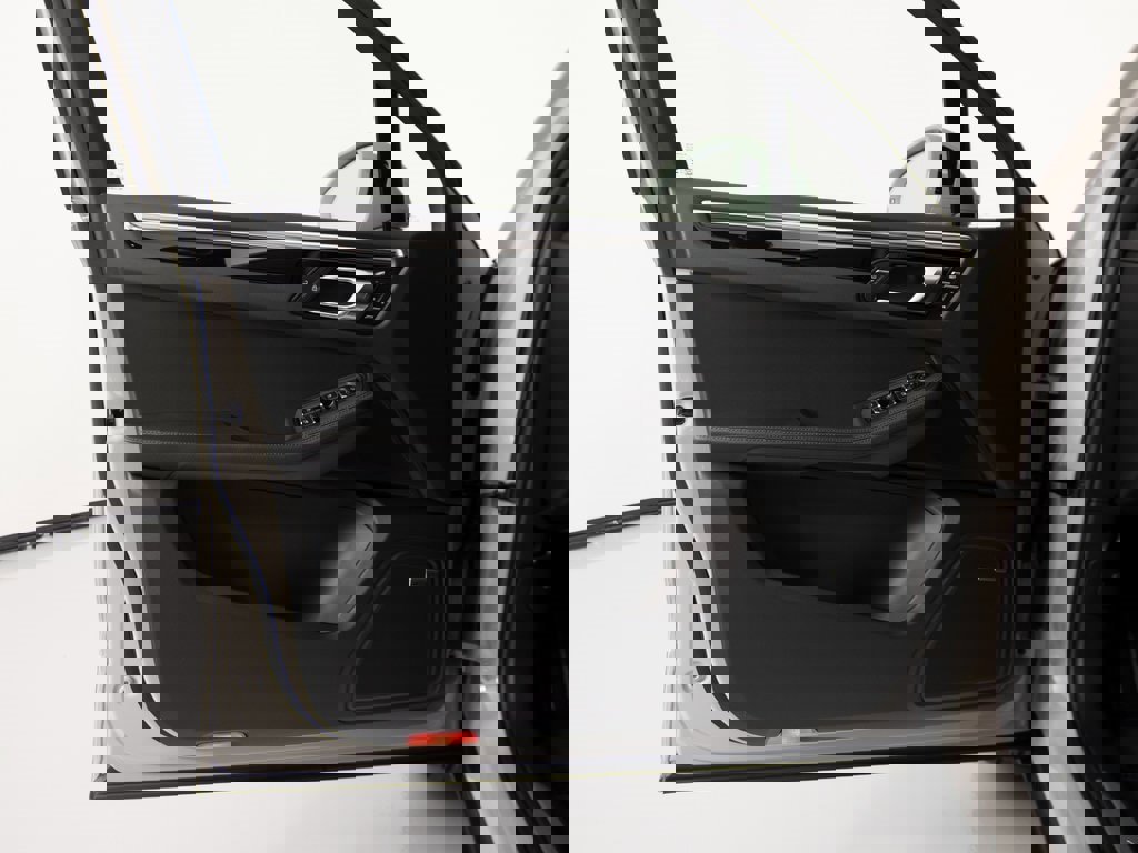 New 2026 Porsche Macan S image 12