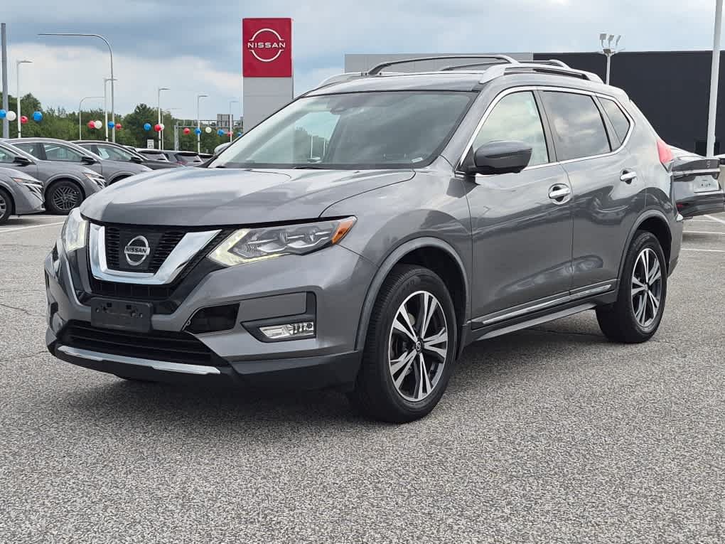 Used 2017 Nissan Rogue SL w/ SL Premium Package