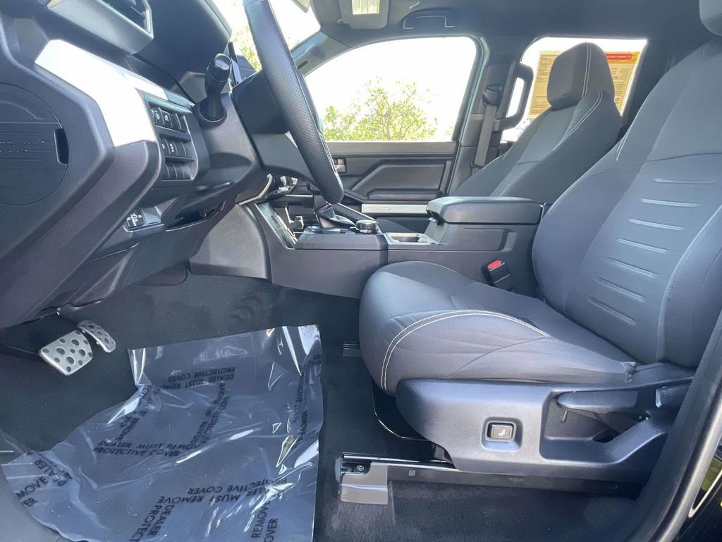 Used 2024 Toyota Tacoma TRD Sport AWD/4WD image 22