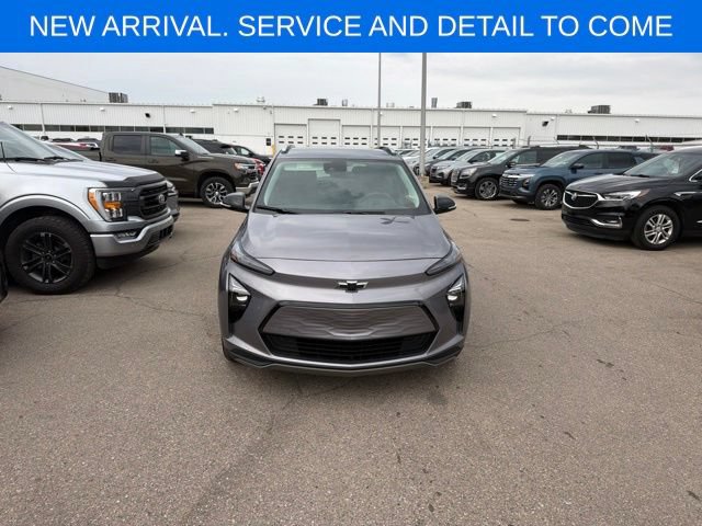 Certified 2023 Chevrolet Bolt EUV LT w/ Comfort Package FWD image 4