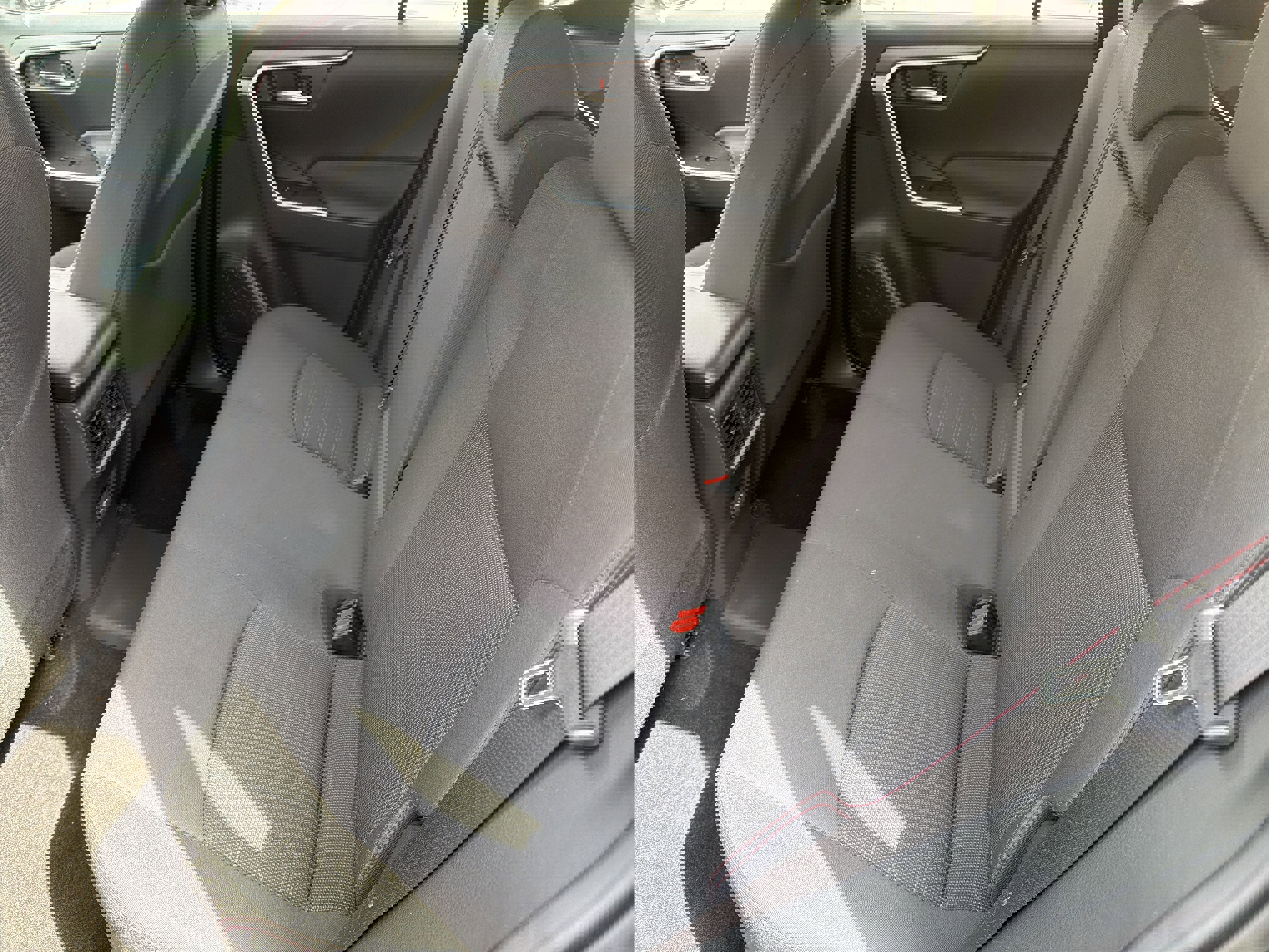 Used 2024 Toyota RAV4 SE w/ Weather & Moonroof Package image 25